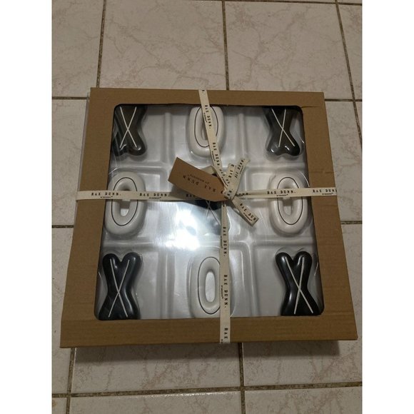 Rae Dunn By Magenta Tic-Tac-Toe Ceramic Game Set NWT Unopened Gift Wrapped - Picture 6 of 7